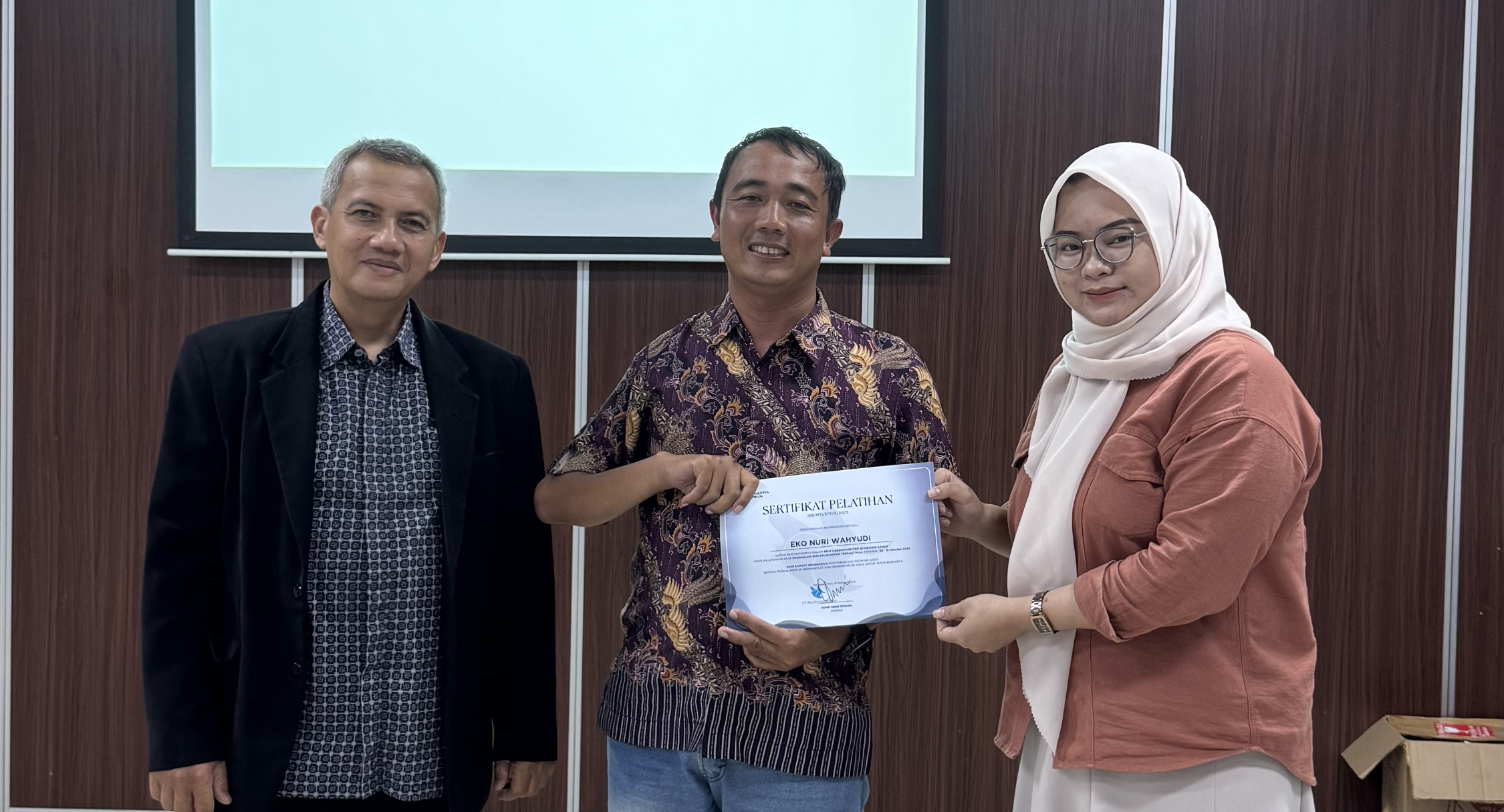 Sertifikasi Kompetensi Nasional: MTI Dorong Peserta
                      Tingkatkan Daya Saing di Dunia Kerja