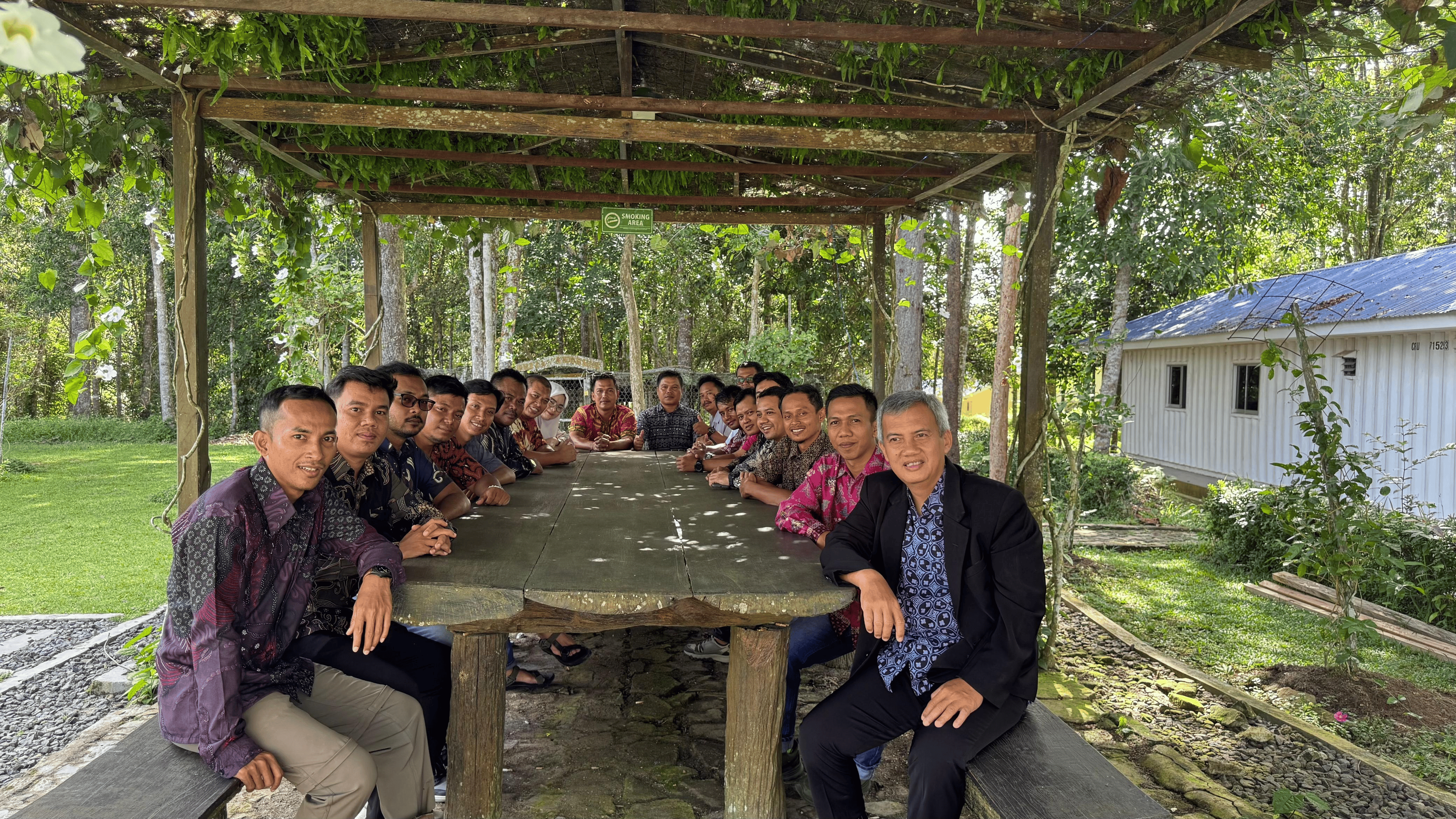 Ekspansi Besar: PT Mili Talenta Inspirasi Resmikan 12
                      Mitra Industri Baru untuk Mendukung Penyerapan Tenaga
                      Kerja